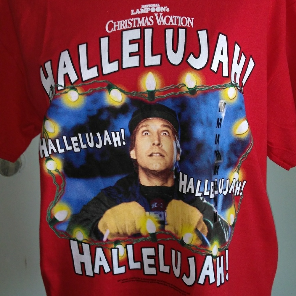 *NWOT* Classic Christmas Vacation Shirt